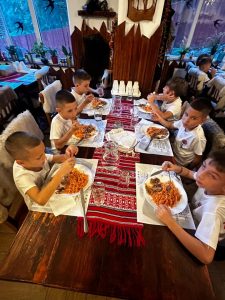 George Marinescu, antrenor la grupa 2015–2016, ACS Dobroești – fotbalul ca școală a răbdării pentru copiii din generația vitezei