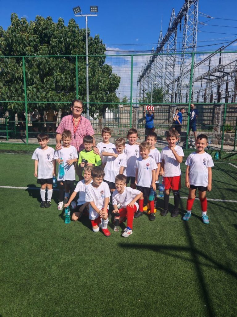 Nea Ciupi, antrenorul care modelează caractere la ACS Unirea Dobroești la 73 de ani
